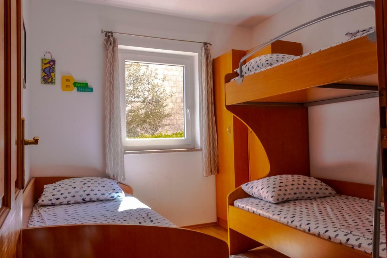 Ferienwohnung Abby Kornić Exterior foto